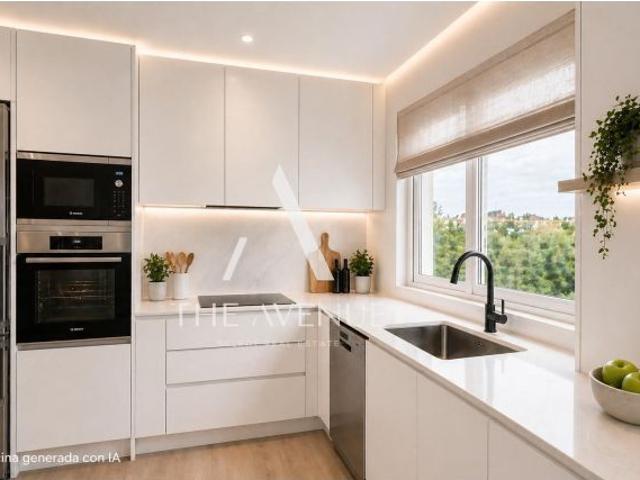 CHALET EN MONTE ROZAS CON JARDÍN Y PISCINA PRIVADA
