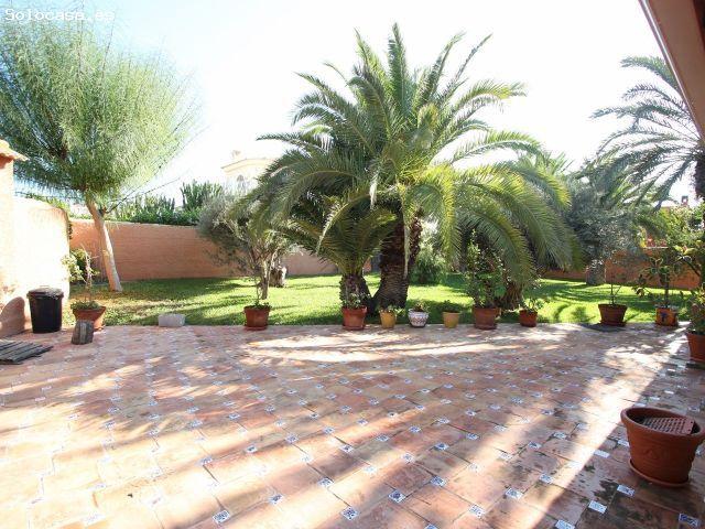 CHALET EN SAN LUIS