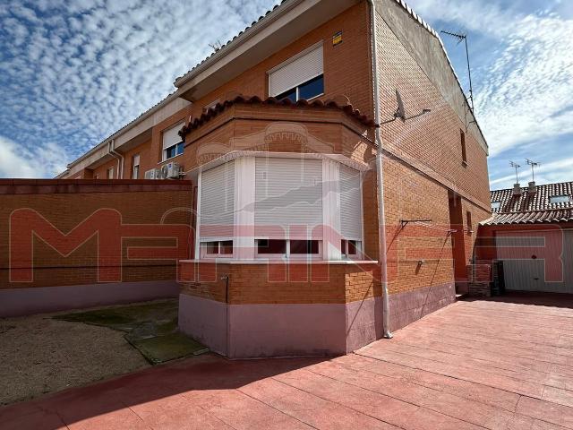 Chalet en Seseña Los Robles