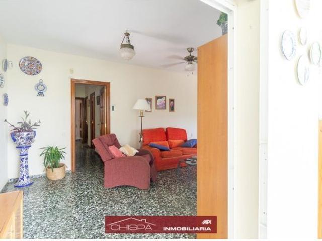 Chalet en suelo rústico con parcela de 2000m2