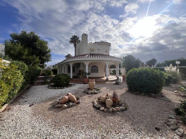 Chalet en parcela doble