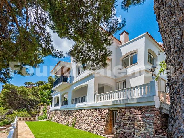 Chalet en Puçol en venta con vistas al mar