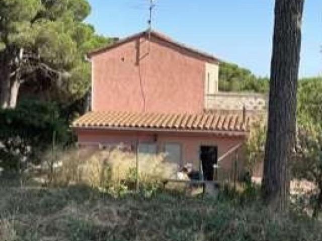 Chalet en Tordera, oportunidad de inversión