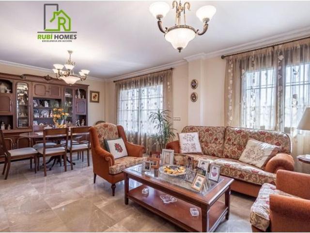 CHALET EN VENTA CÁJAR