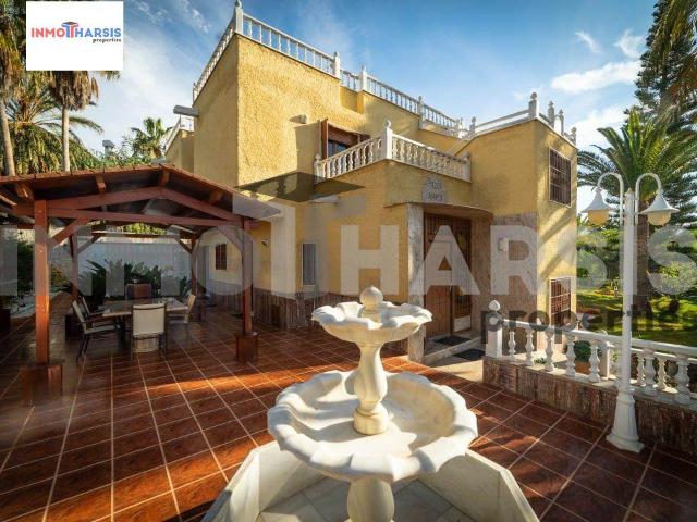 Chalet en venta a estrenar en Roquetas de Mar Almería
