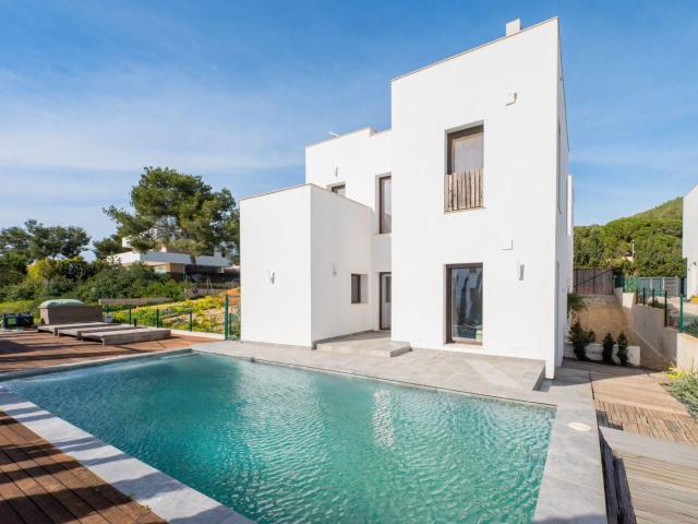 Chalet en venta a estrenar en Santa Eulalia del Río Baleares