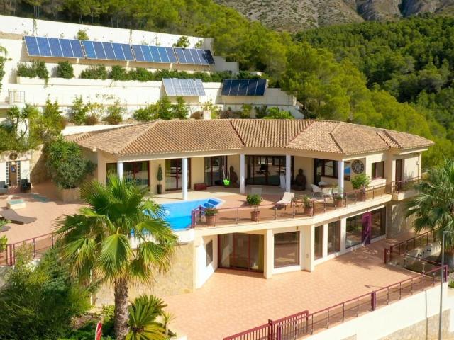 Chalet en venta. ALTEA