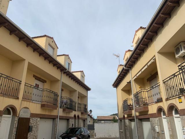 Chalet en venta. ÁVILA