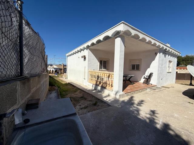 Chalet en venta entre Pedralba y villamarchante