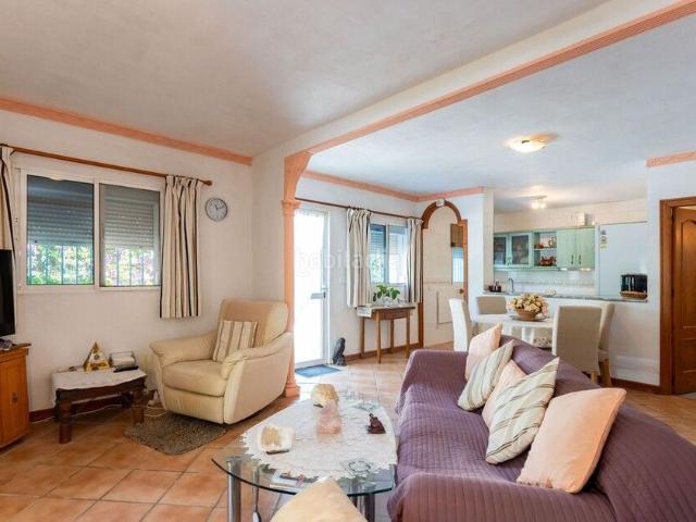Chalet en venta en Coín. Chalets.