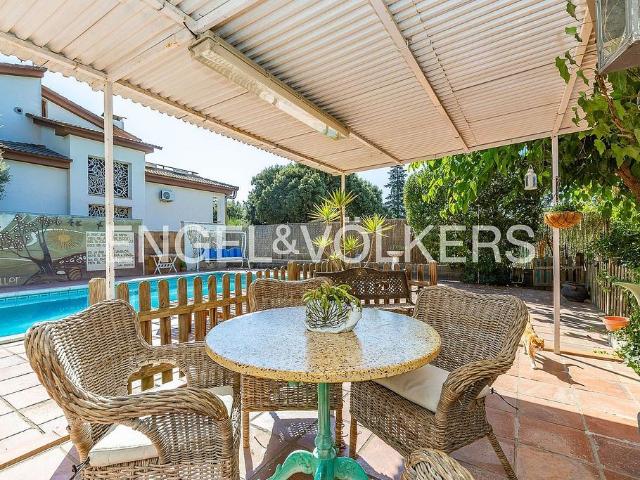Chalet en venta en Collbató, de 250 m² 3 habitaciones por 620.000