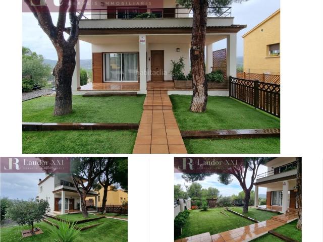Chalet en venta en Coma ruga, Els Masos Els Garrofers Costa Dorada. CHALET CON PISCINA Y VISTAS AL MAR Y MONTAÑA. Chalets.