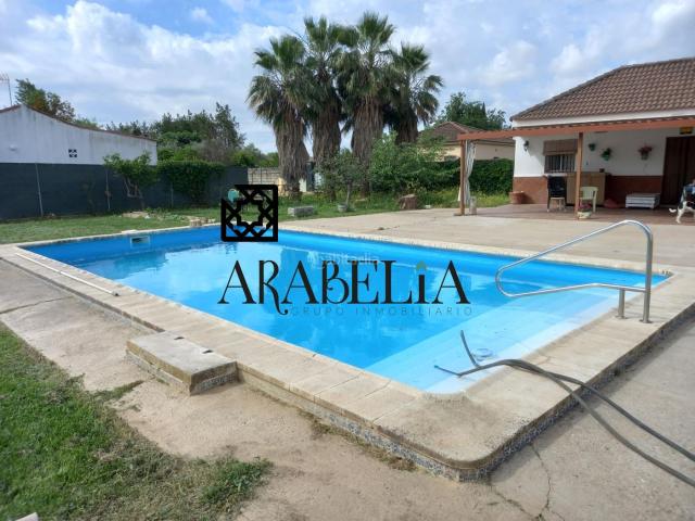 Chalet en venta en Córdoba, Villarrubia. CHALET EN VENTA EN VILLARRUBIA NO HIPOTECABLE. Chalets.