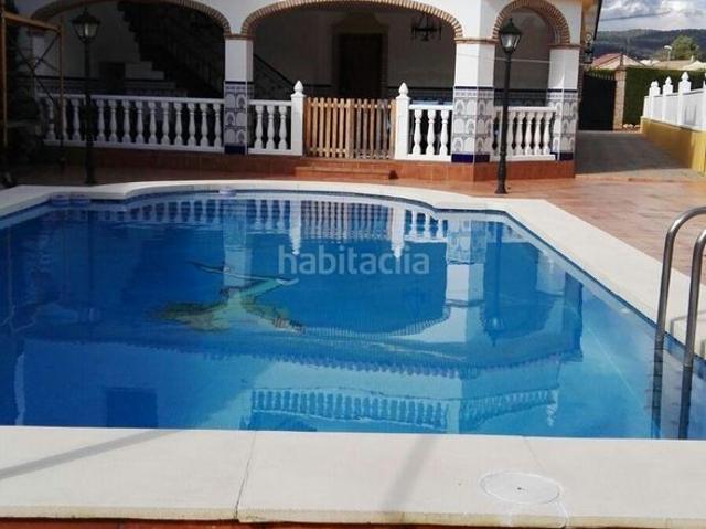 Chalet en venta en Córdoba, Casco Histórico Ribera San Basilio. Impresionante Chalet en Alcolea, Córdoba Ideal para Vivir. Chalets.