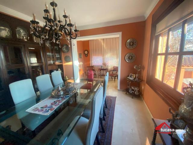 Chalet en venta en Córdoba, El Brillante El Naranjo El Tablero. CHALET CON PISCINA Y GRAN PARCELA EN SANSUEÑA. Chalets.