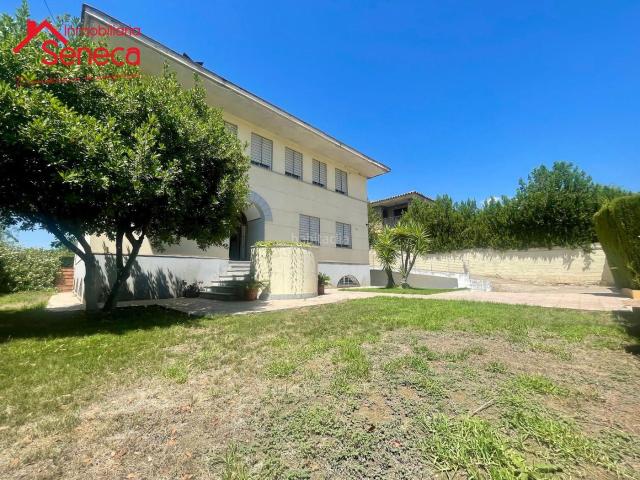 Chalet en venta en Córdoba, El Brillante El Naranjo El Tablero. CHALET EXCLUSIVO ZONA SANSUEÑA. Chalets.