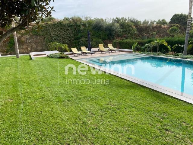Chalet en venta en Córdoba, El Brillante El Naranjo El Tablero. EXCLUSIVO chalet en una planta. Chalets.