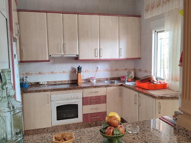 Chalet en venta en Córdoba, Poniente Norte Miralbaida Parque Azahara. Vendo Chalet. Chalets.