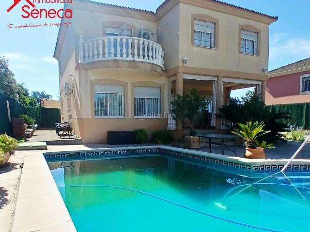 Chalet en venta en Córdoba, Paraíso Arenal La Colina. CHALET INDEPENDIENTE NO HIPOTECABLE EN LA COLINA. Chalets.