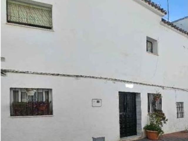 Chalet en Venta en Coristanco, Málaga