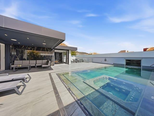 Chalet en venta en Costa Adeje, Tenerife