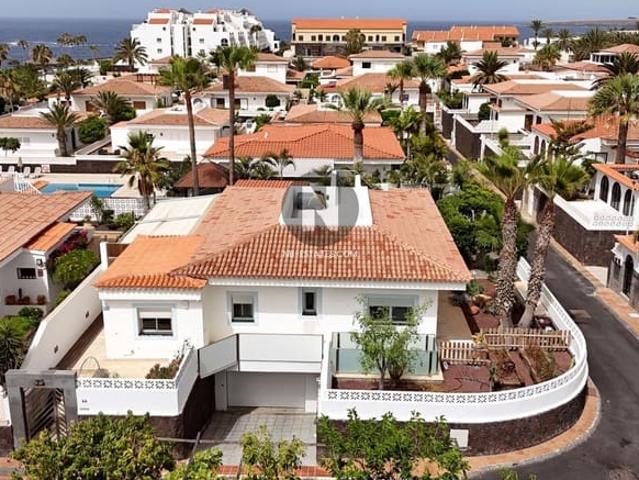 Chalet en venta en Costa del Silencio, Tenerife