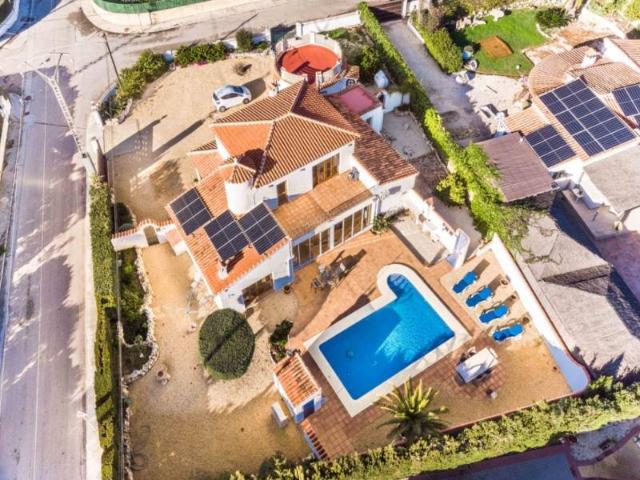 Chalet en venta en Costa Nova Amplio chalet&amp nbsp situado. 250m² Jávea Xabia