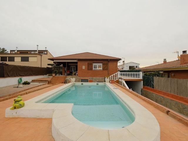 Chalet en venta en Catllar, el, de 252 m² 5 habitaciones por 397.000