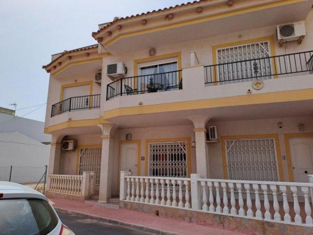 Chalet en venta en Catral Alicante