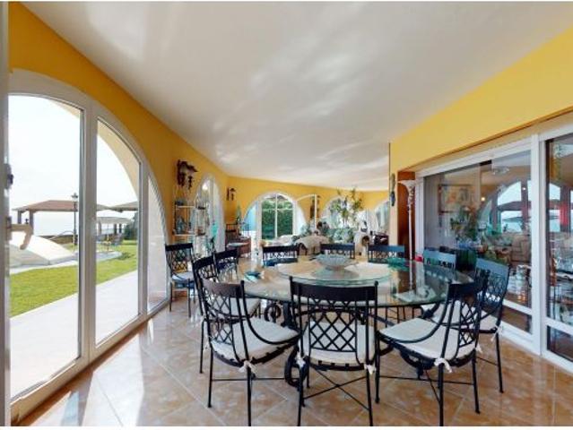 Chalet en Venta en Cabo Roig, Alicante