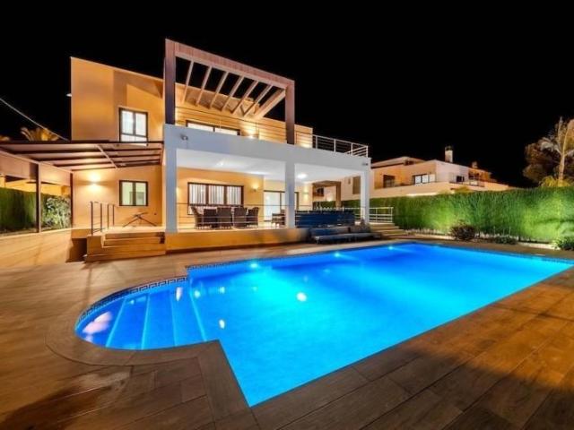 Chalet en venta en Cabo Roig, Costa blanca