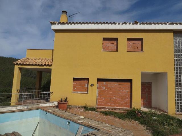 Chalet en venta en Cabrera d´Igualada, de 83 m² 2 habitaciones por 77.000