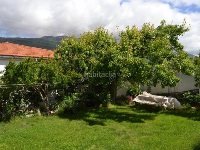 Chalet en venta en Cabrero. VENTA DE CHALET EN VALLE DEL JERTE. Chalets.
