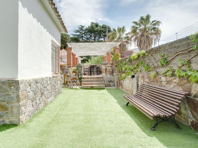 Chalet en venta en Cabrils. Chalets.