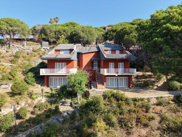 Chalet en venta en Cabrils. NOVEDAD. Chalets.