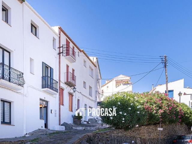 Chalet en venta en Cadaqués, de 107 m² 3 habitaciones por 650.000