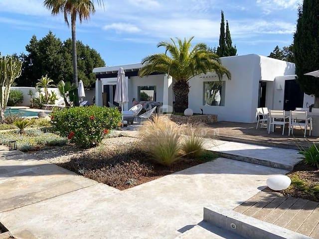 Chalet en venta en Cala Tarida, Ibiza