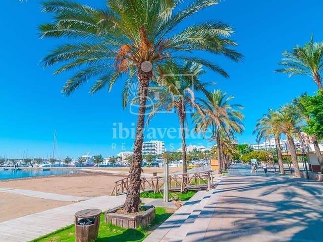 Chalet en venta en Cala d'en Bou, Ibiza