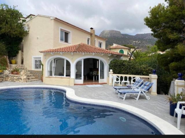 CHALET EN VENTA EN CALA MANZANERA
