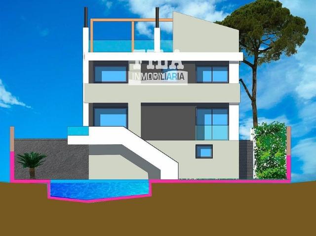 Chalet en venta en Calafell, de 247 m² 5 habitaciones por 795.000