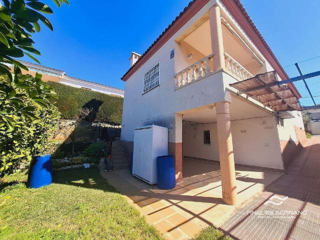 Chalet en venta en Calafell, de 99 m² 3 habitaciones por 375.000