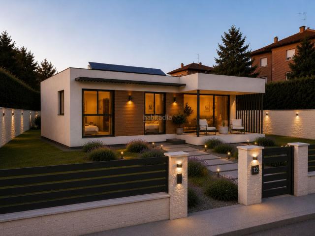 Chalet en venta en Calalberche. casa modular de 100m². Chalets.