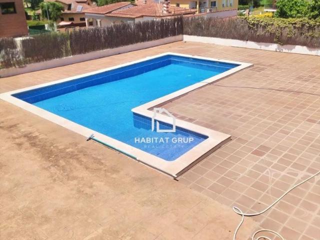 Chalet en venta en Caldes de Malavella