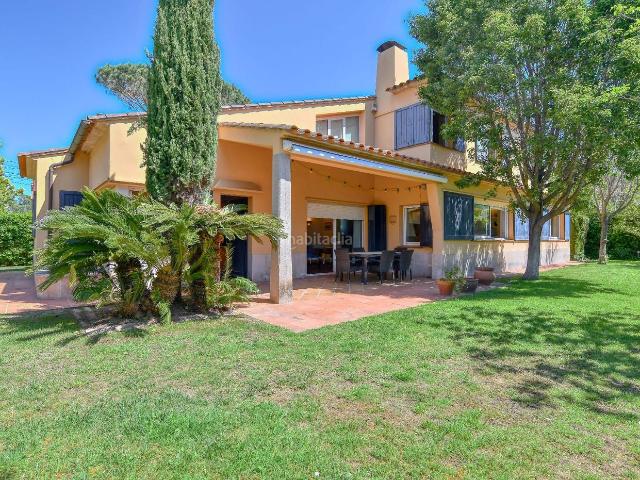 Chalet en venta en Calella de Palafrugell Costa Brava. Casa individual en Calella de Palafrugell. Chalets Calella de.