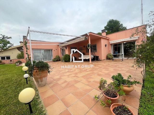 Chalet en venta en Calonge, de 326 m² 5 habitaciones por 795.000