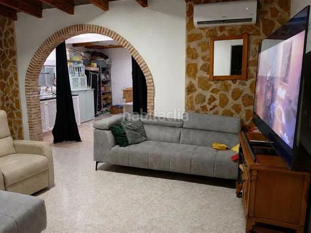 Chalet en venta en Callosa de Segura. !CDATAChalet en 1 Planta junto a Ctra. Catral 130m, 5 Hab Gimnasio, Gran Patio Pavimentado, Barbacoa y Puerta Automática. Chalets Callosa de.