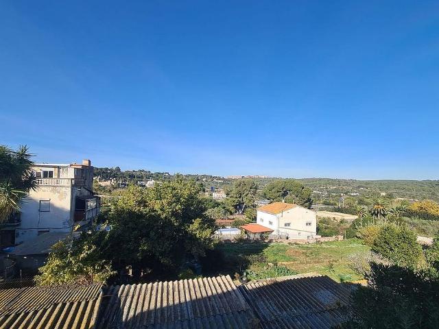 Chalet en venta en calle CM Ermita Salut, Tarragona, de 135 m² 3 habitaciones por 265.000