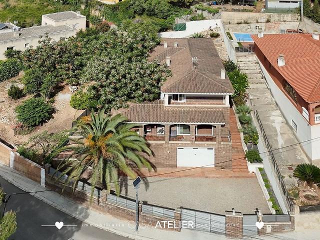 Chalet en venta en calle Coll de Gracia, Alcover, de 286 m² 4 habitaciones por 429.500