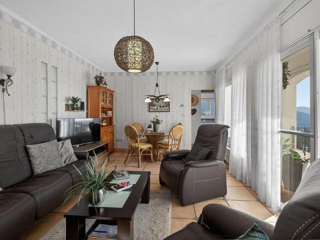 Chalet en venta en calle Còrdova, Roses, de 58 m² 3 habitaciones por 350.000