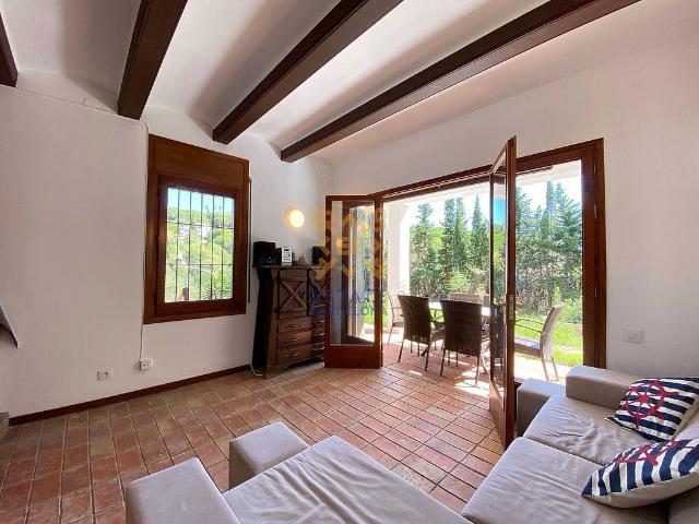 Chalet en venta en calle Cala D'en Simon, Lloret de Mar, de 235 m² 5 habitaciones por 635.000